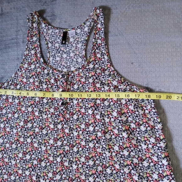 Divided Women's Floral tank top size 6 - Picture 12 of 15